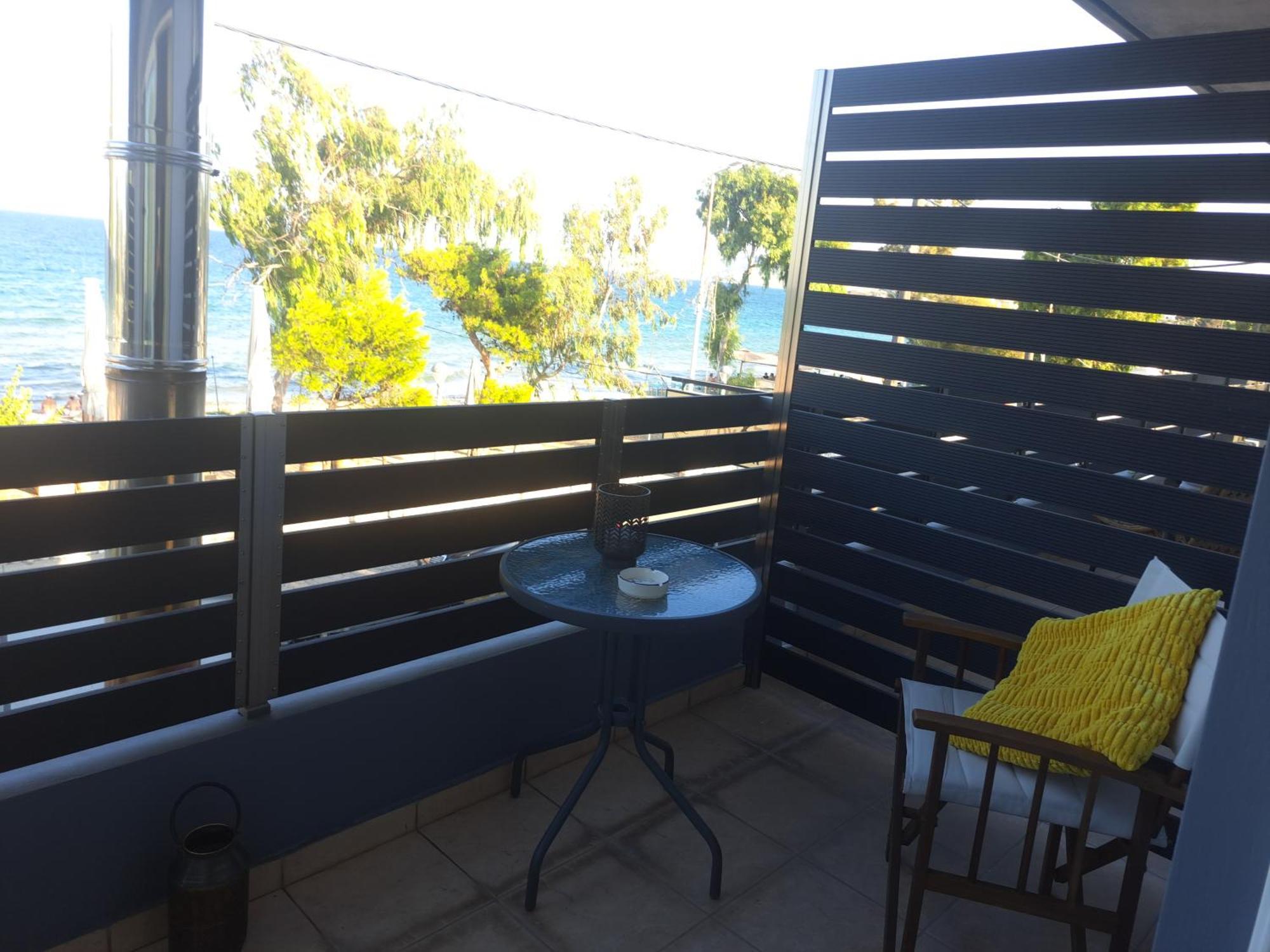 Seashell Apartment Artemida  Exterior photo